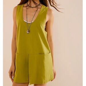 NWOT Vista skort romper by Free People in size Small